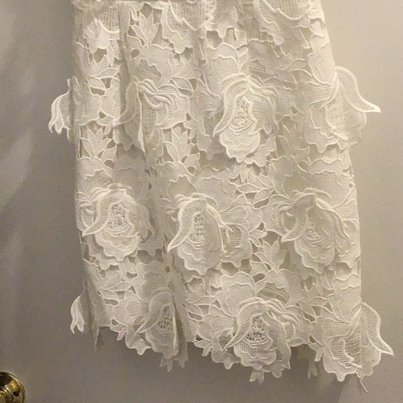 NEW WHITE SHORT WEDDING DRESS 3-D FLOWERS SZ S - Picture 3 of 12